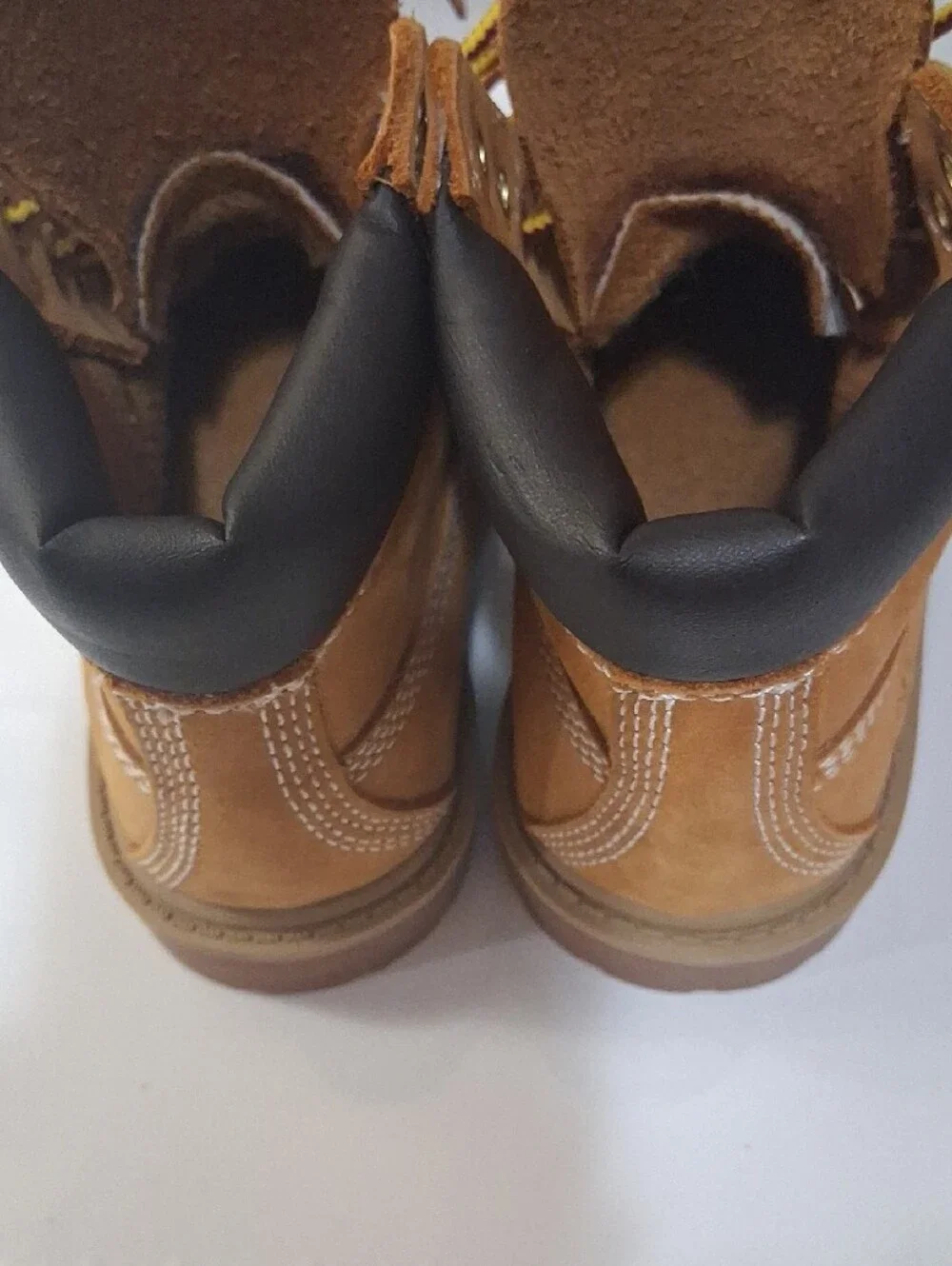 Pre-owned Timberland Kids Tan/Brown Lace-Up Suede Boots